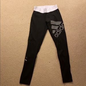 Women’s Adidas leggings